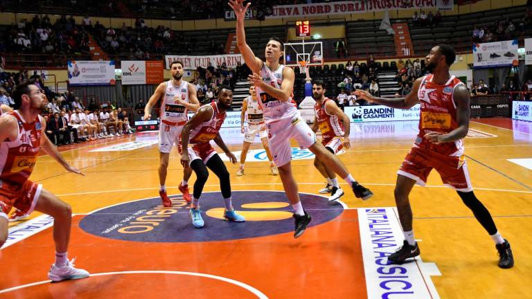 Il capitano biancorosso Daniele Cinciarini (foto Fabio Blaco)