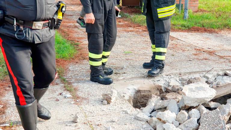 Rimini, si rompe la conduttura e il gas metano esce come un geyser al parco: chiuse le utenze del circondario VIDEO GALLERY