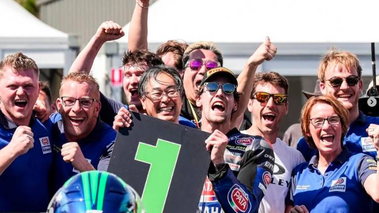 Supersport: un grande Manzi vince in Australia