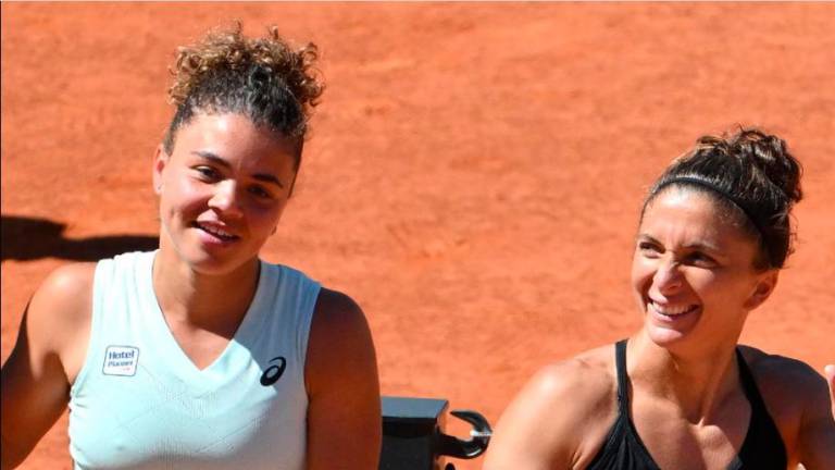 Jasmine Paolini e Sara Errani oggi alle 11.30 giocheranno la finale di doppio