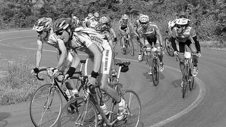 Il guardiano del Barbotto, una vita dedicata ai ciclisti e il Tour de France il giorno del suo compleanno GALLERY