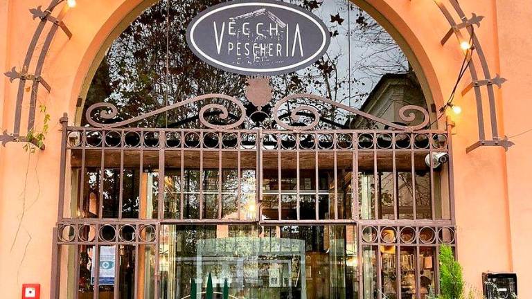 L’insegna della Vecchia Pescheria