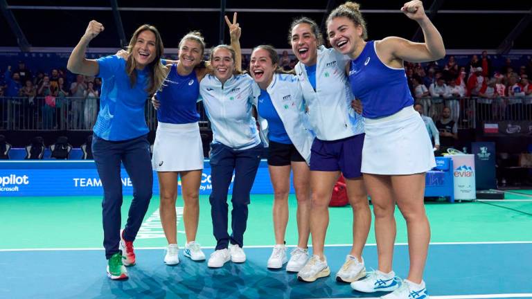 Tennis Billie Jean King Cup, L’Italia delle romagnole Lucia Bronzetti e Sara Errani vince il Mondiale a squadre per la quinta volta