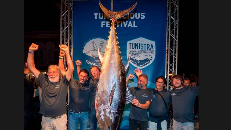 Pesca un tonno da 144 chili: la squadra di Marina di Ravenna conquista l’accesso ai Mondiali in Costa Rica