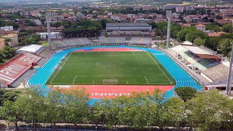 Rimini. Zona stadio, i residenti: caos viabilità. Il Comune corre ai ripari e attende la fine dei lavori sulla Statale 16