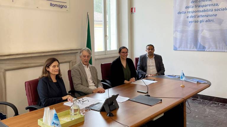 Da sinistra Elena Ugolini, Mauro Neri (presidente Confcooperative Romagna), Mirca Renzetti (vicepresidente Confcooperative Romagna) e Roberto Savini (vicepresidente Confcooperative Romagna)